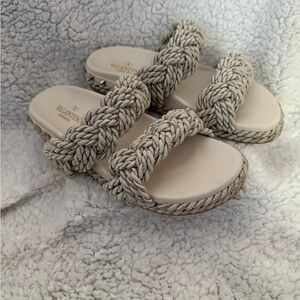 VALENTINO GARAVANI Rockstud Braided Espadrille Slides size 38